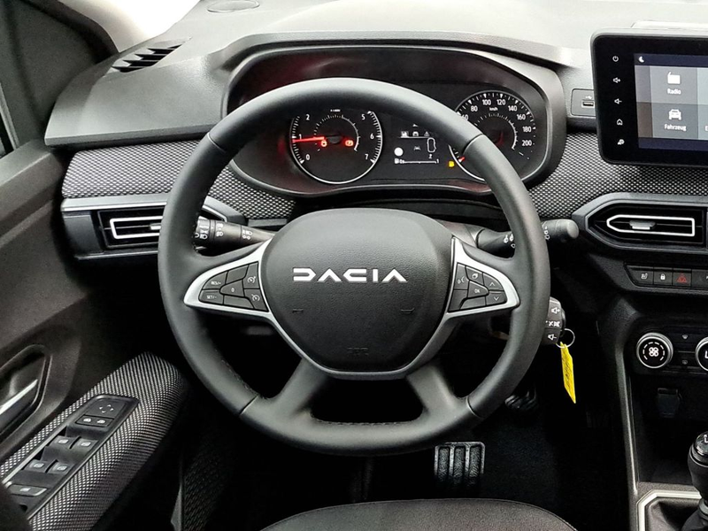 Dacia Jogger TCe 110 Expression RFK SHZ LED — photo 12
