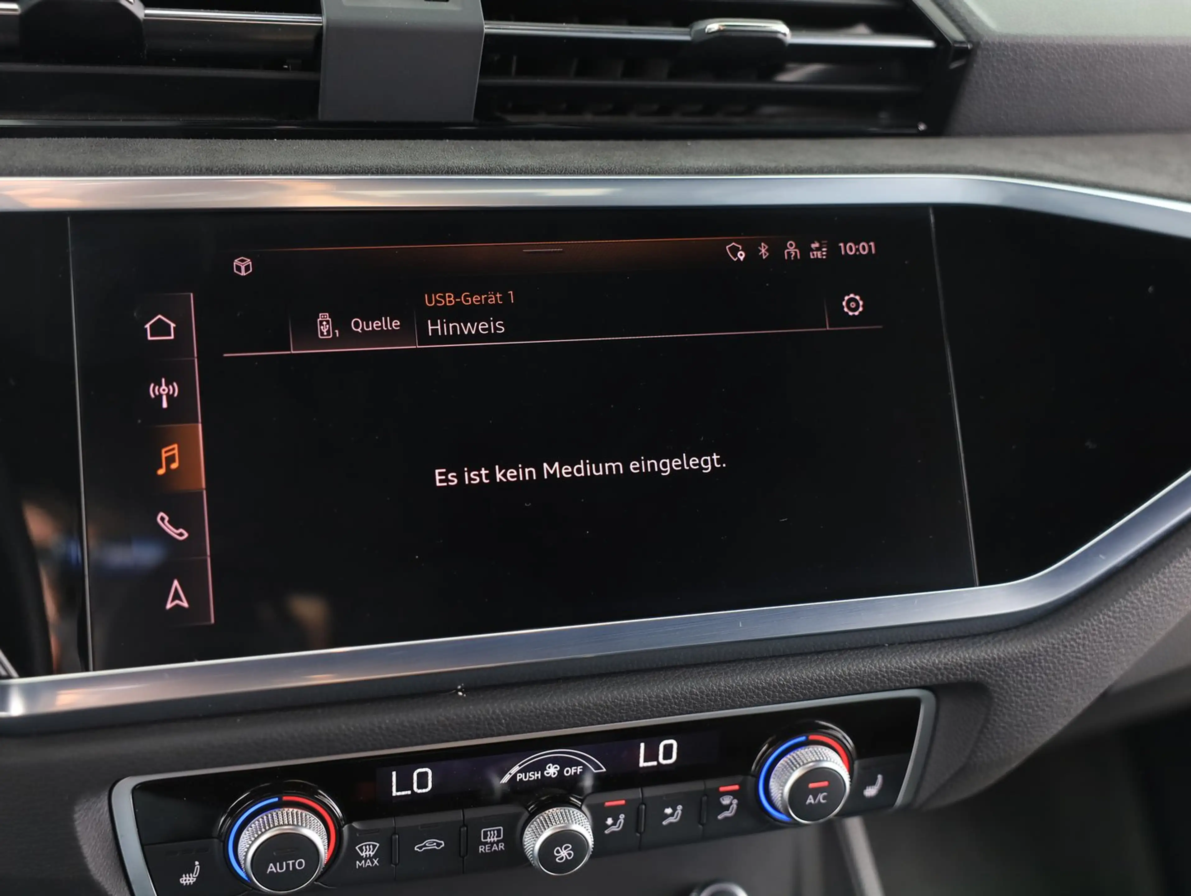Audi RS Q3 Audi RS Q3 Sportback — photo 13