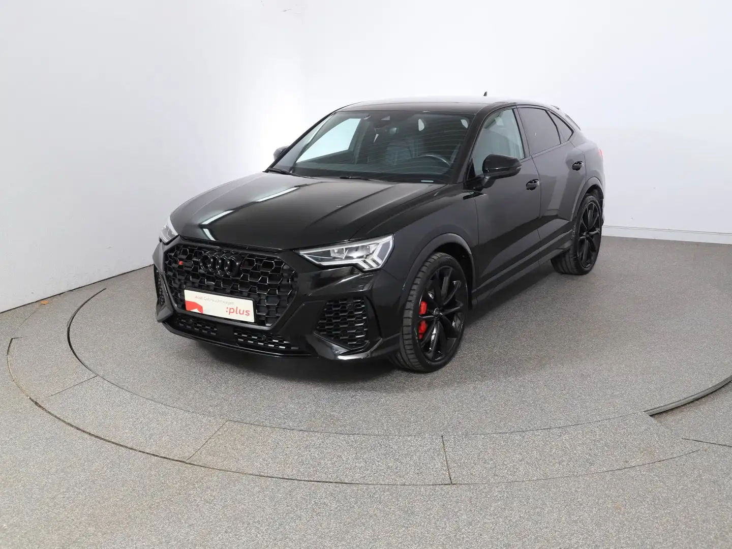 Audi RS Q3 Audi RS Q3 Sportback Schwarz - 1