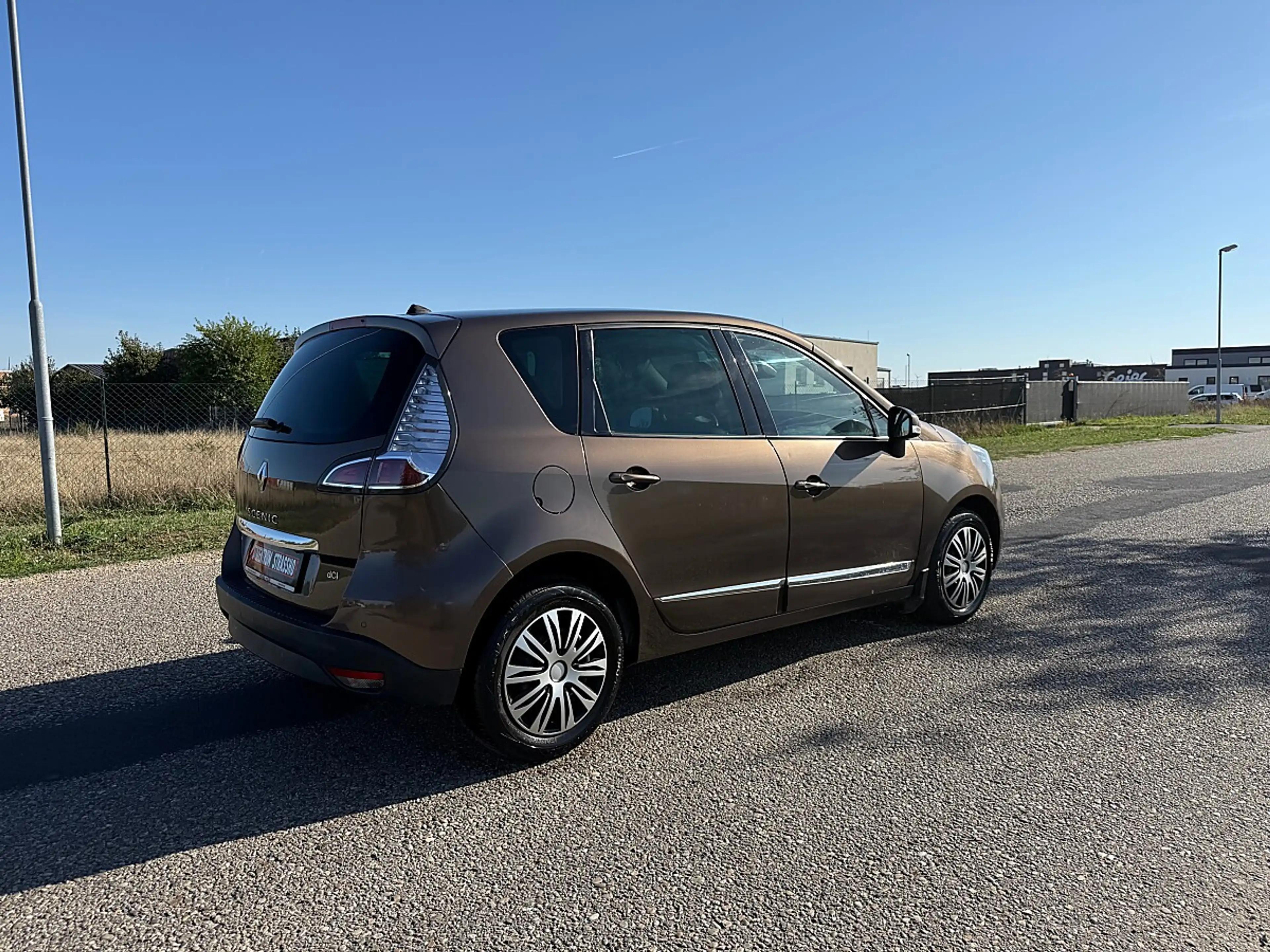 Renault Scenic Scénic dCi 110 EDC Privilège — photo 6