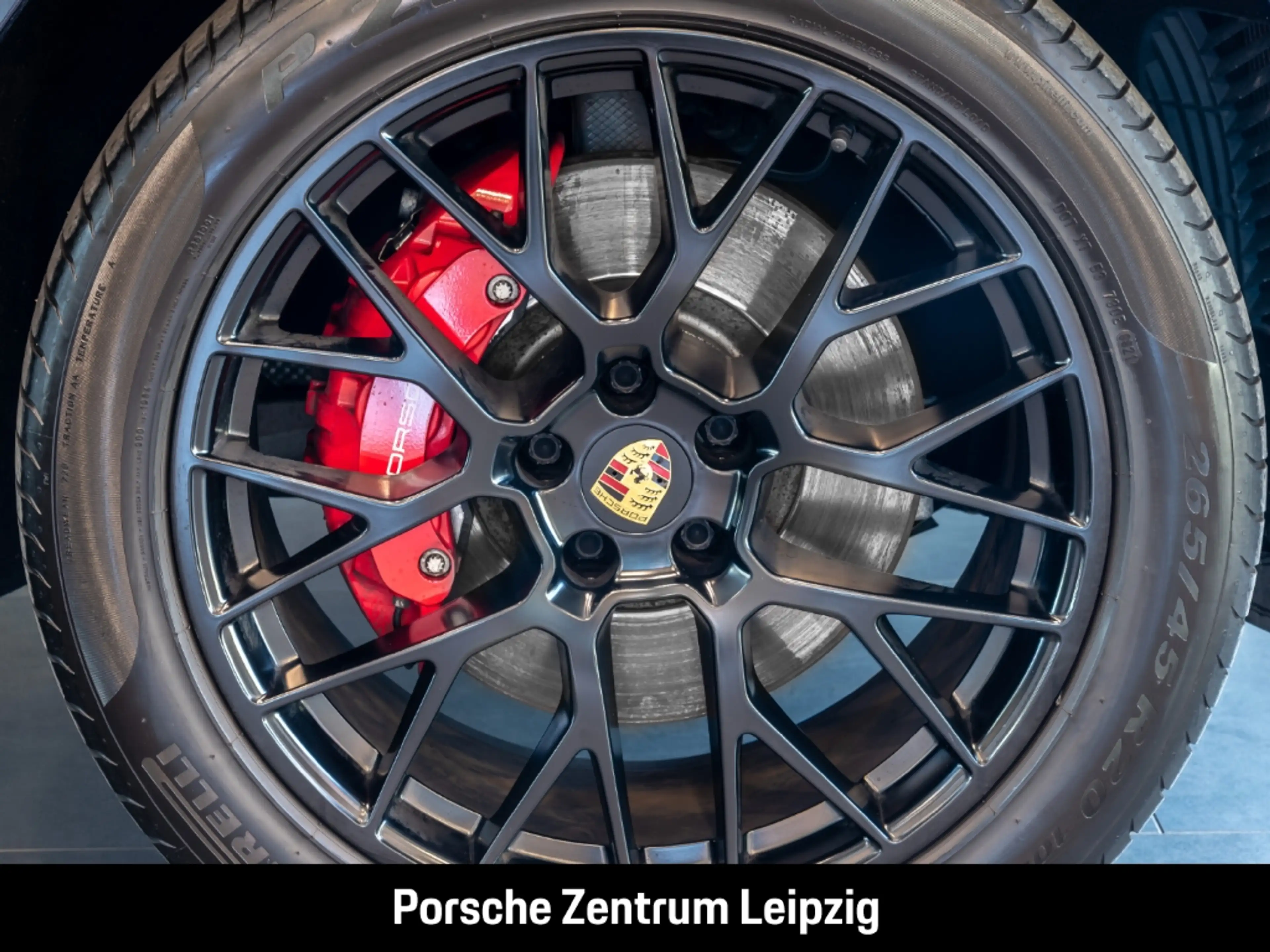 Porsche Macan EU6d GTS — photo 10