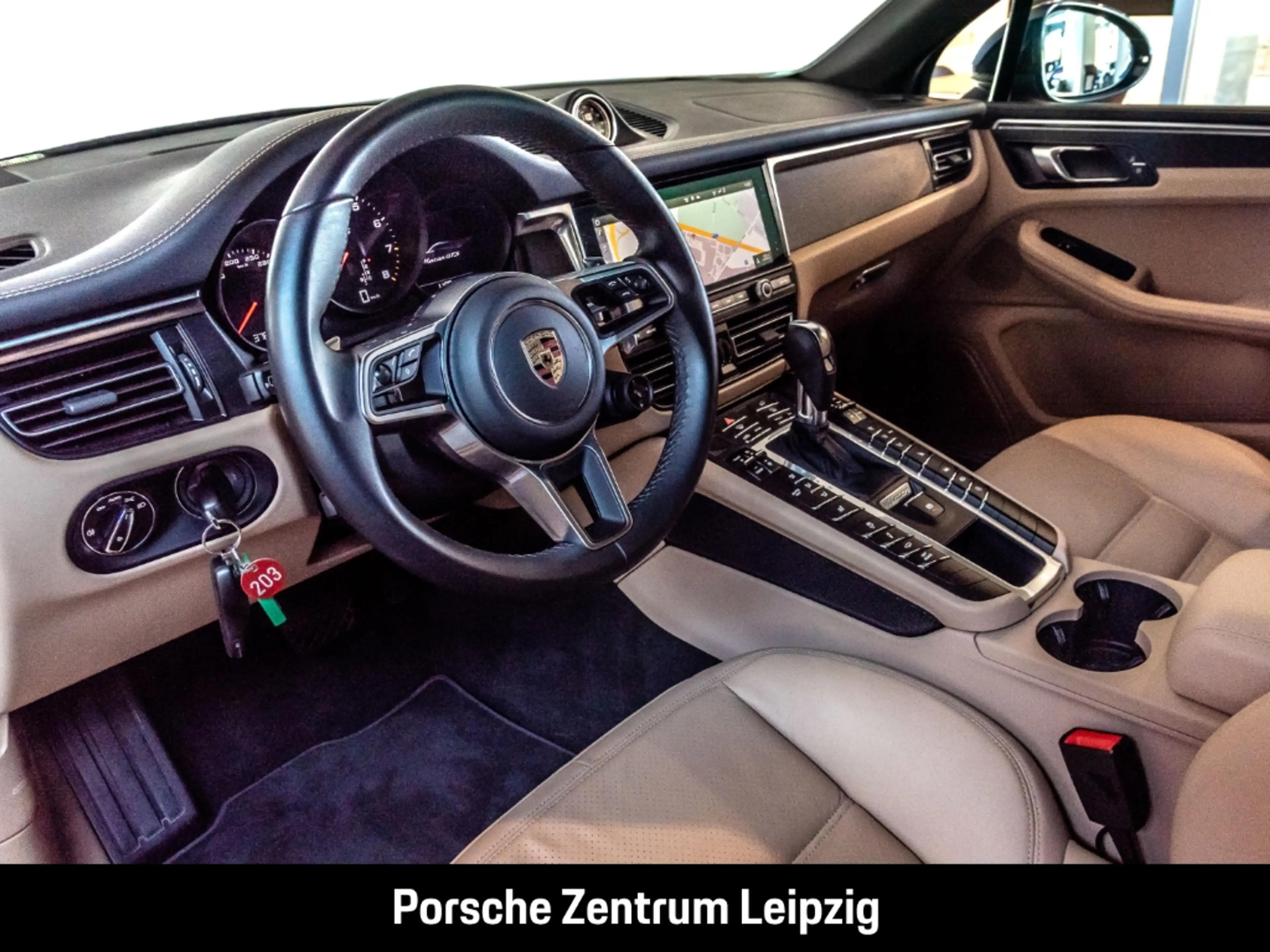 Porsche Macan EU6d GTS — photo 15