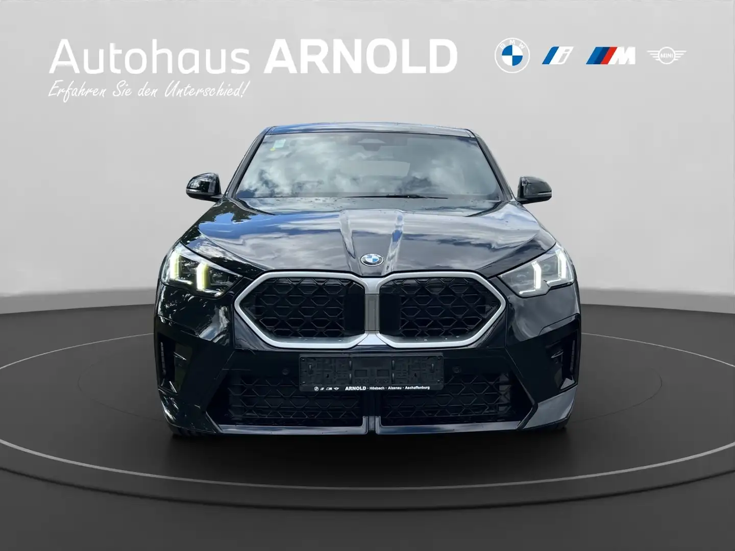 BMW X2 sDrive20i M-Sportpaket  AHK el. Sitze GSD Schwarz - 2