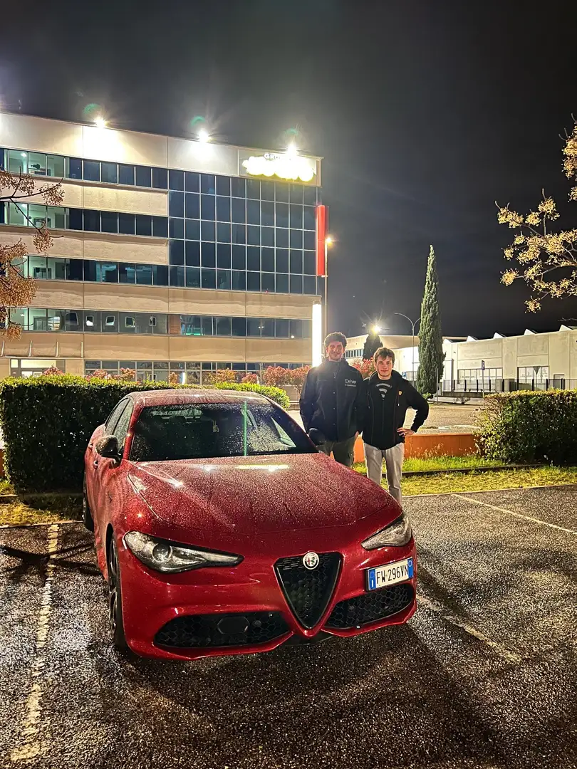 Alfa Romeo Giulia 2.0 t Veloce TI Q4 280cv awd auto Rosso - 2