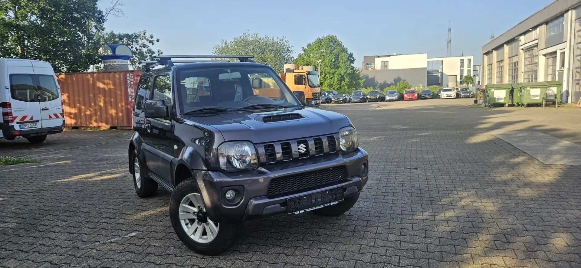 Suzuki Jimny Style Lim. Schwarz - 2