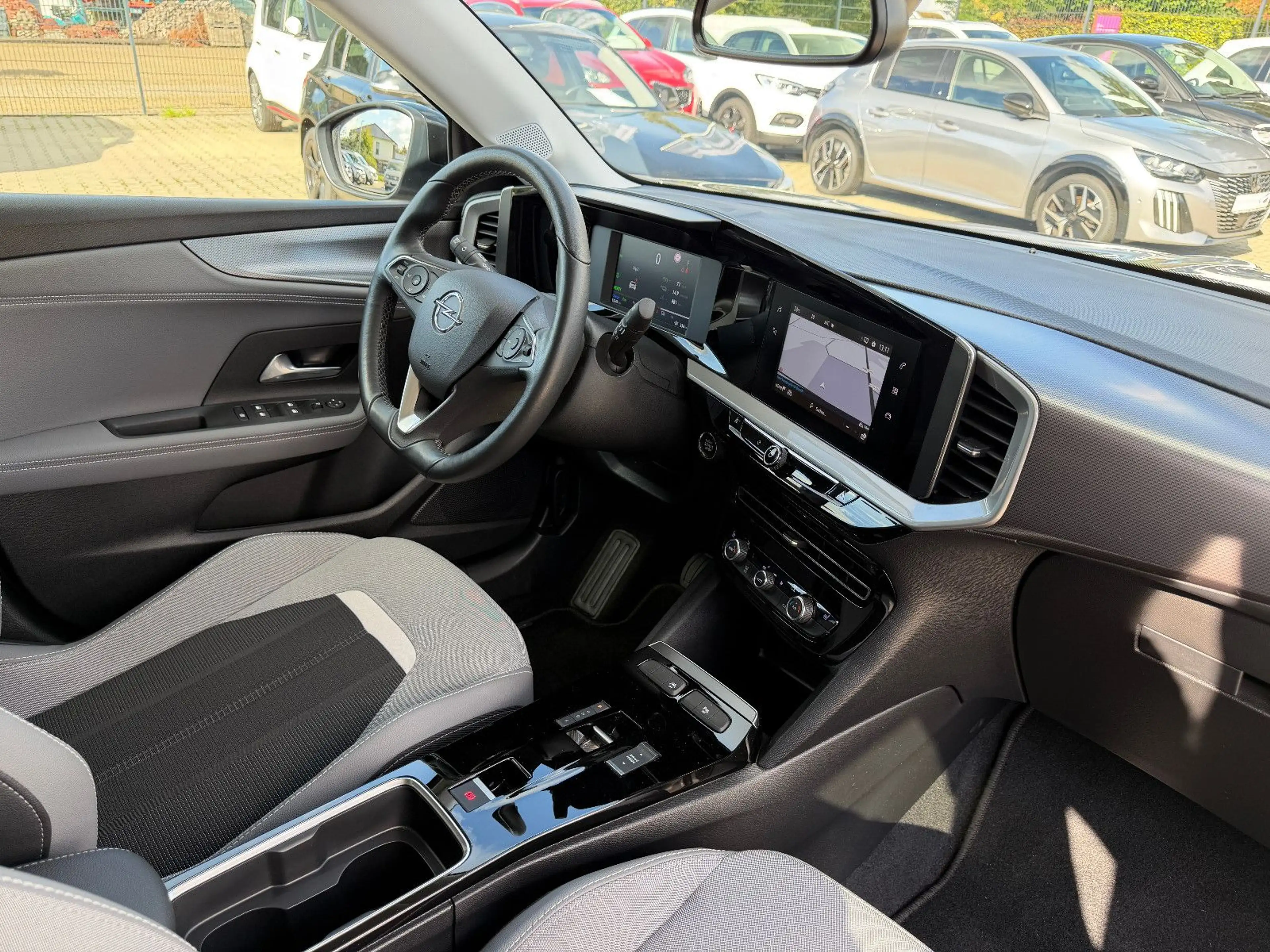 Opel Mokka-E Elegance LED Kamera SHZ PDC Navi — photo 10