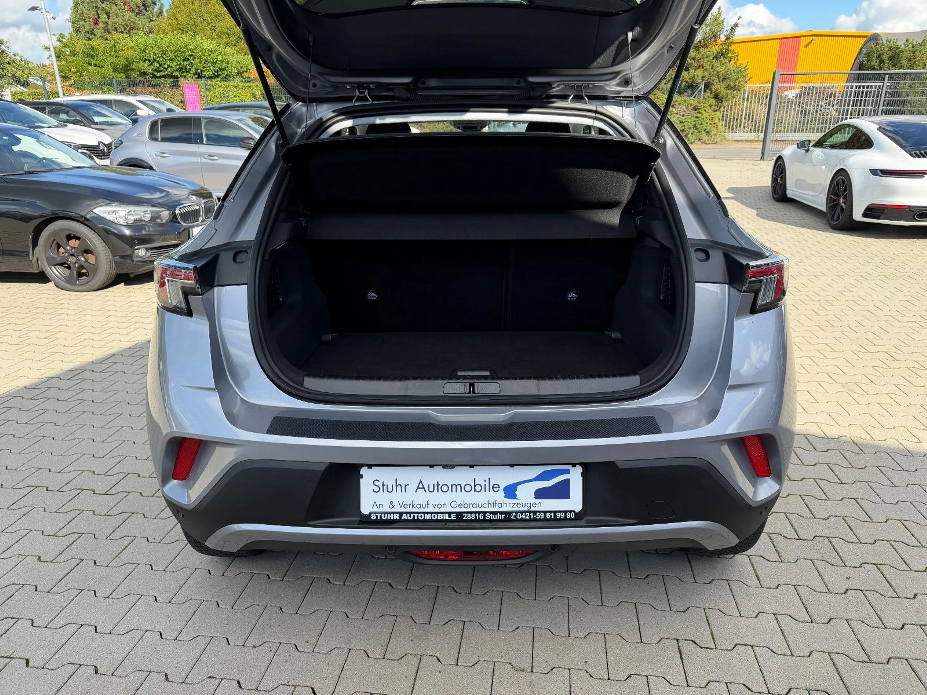 Opel Mokka-E Elegance LED Kamera SHZ PDC Navi — photo 9