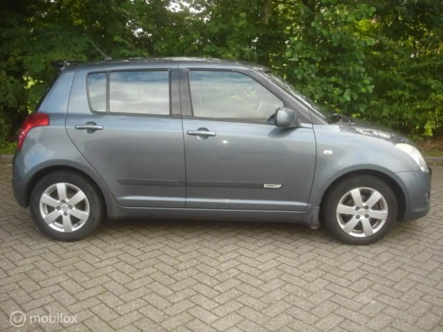 Suzuki Swift 1.3 I Airco Versnelling 2 defect. APK 3-2027 Grau - 2