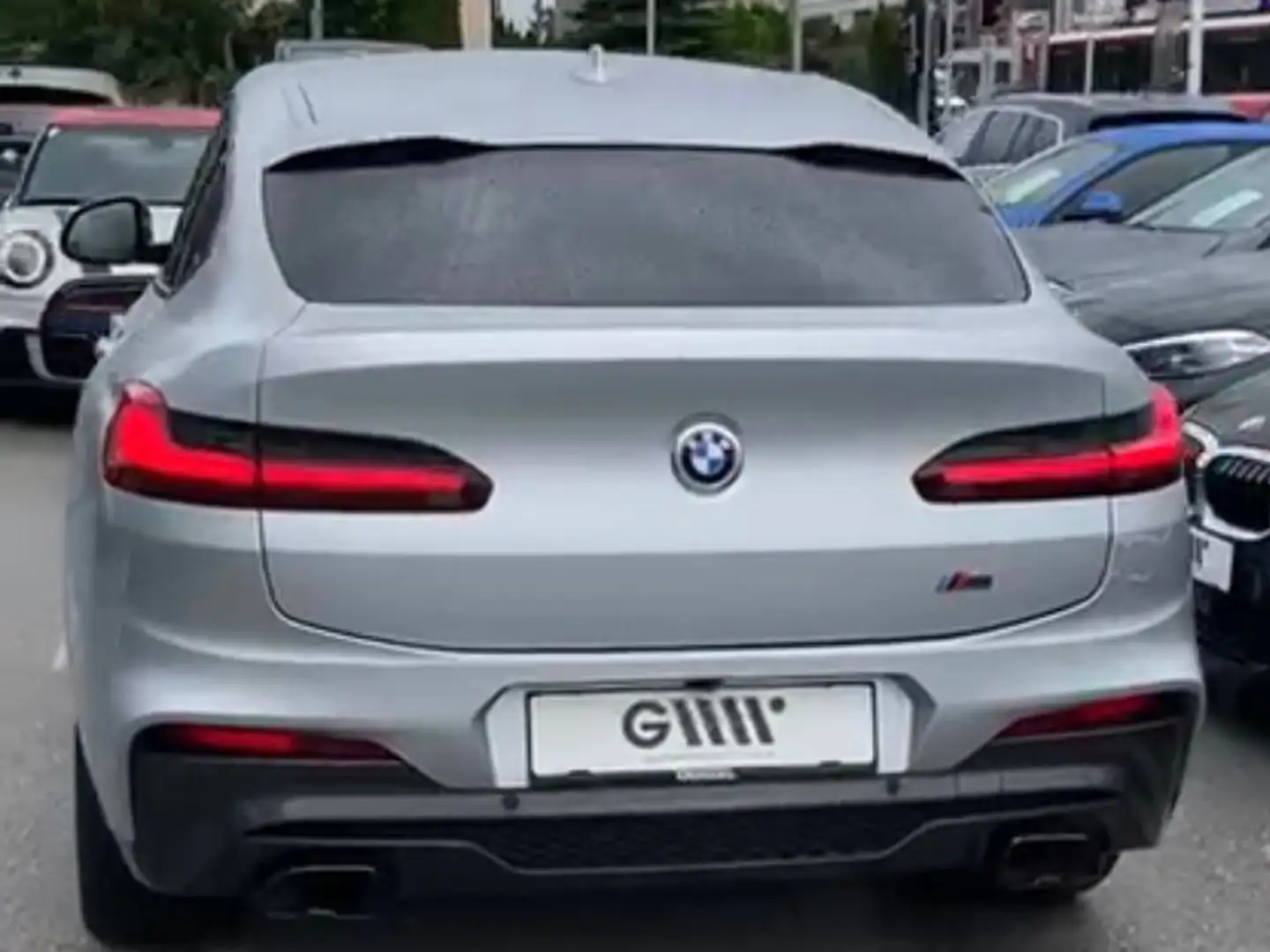 BMW X4 M X4 M40i Stříbrná - 2