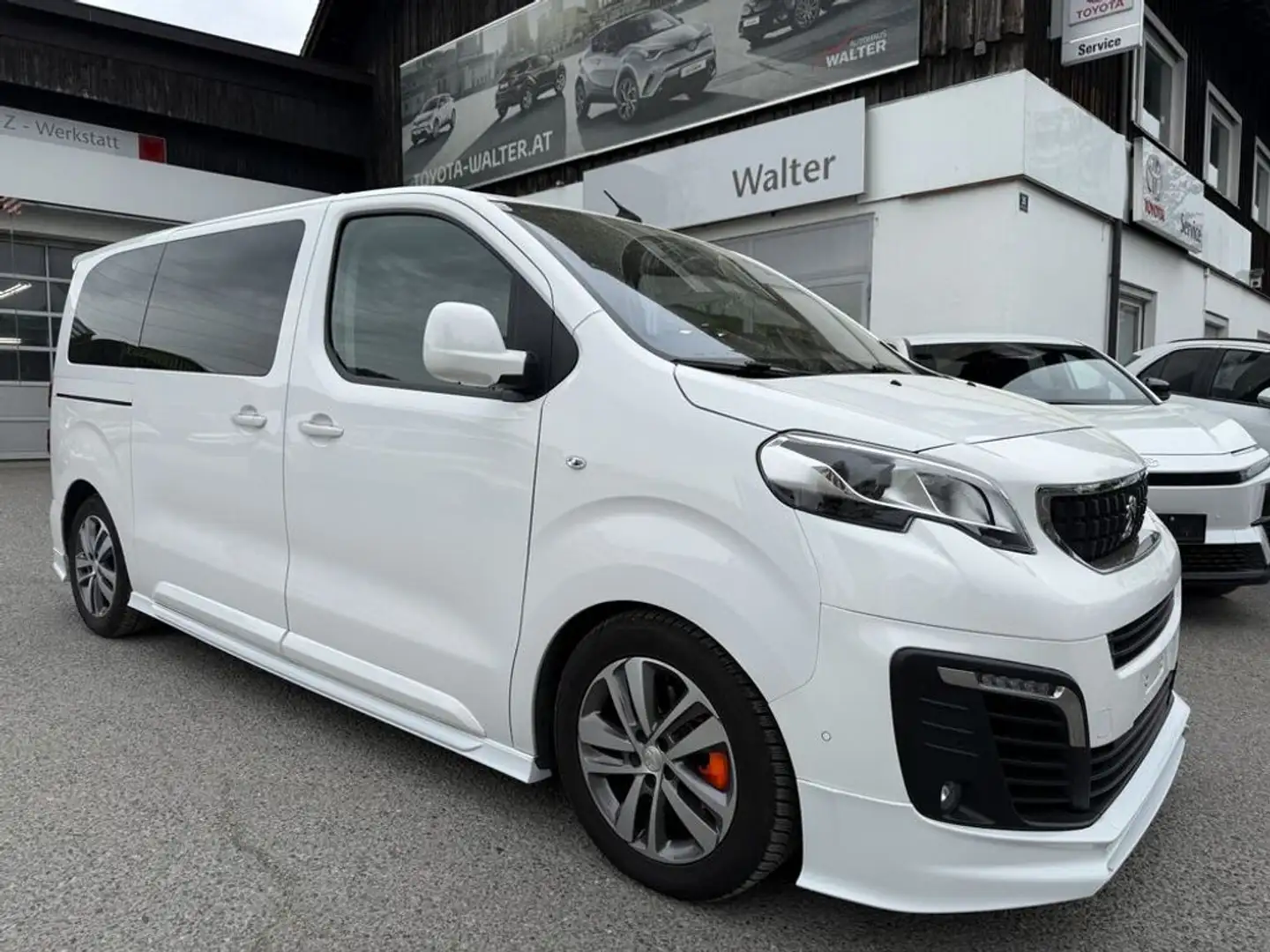 Peugeot Traveller Business VIP L2 Weiß - 1