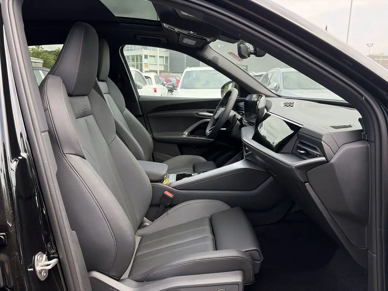 Audi Q5 снимка Audi Q5