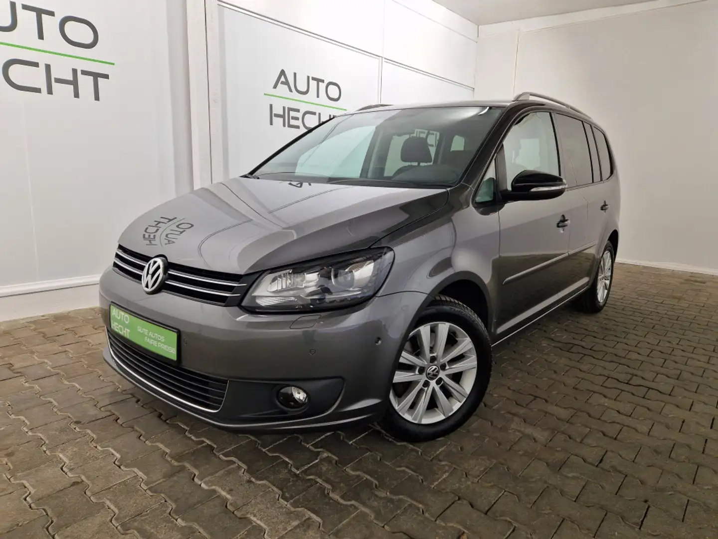 Volkswagen Touran 1,4 TSI Highline, Kamera, ergoActive Sitz Grau - 1
