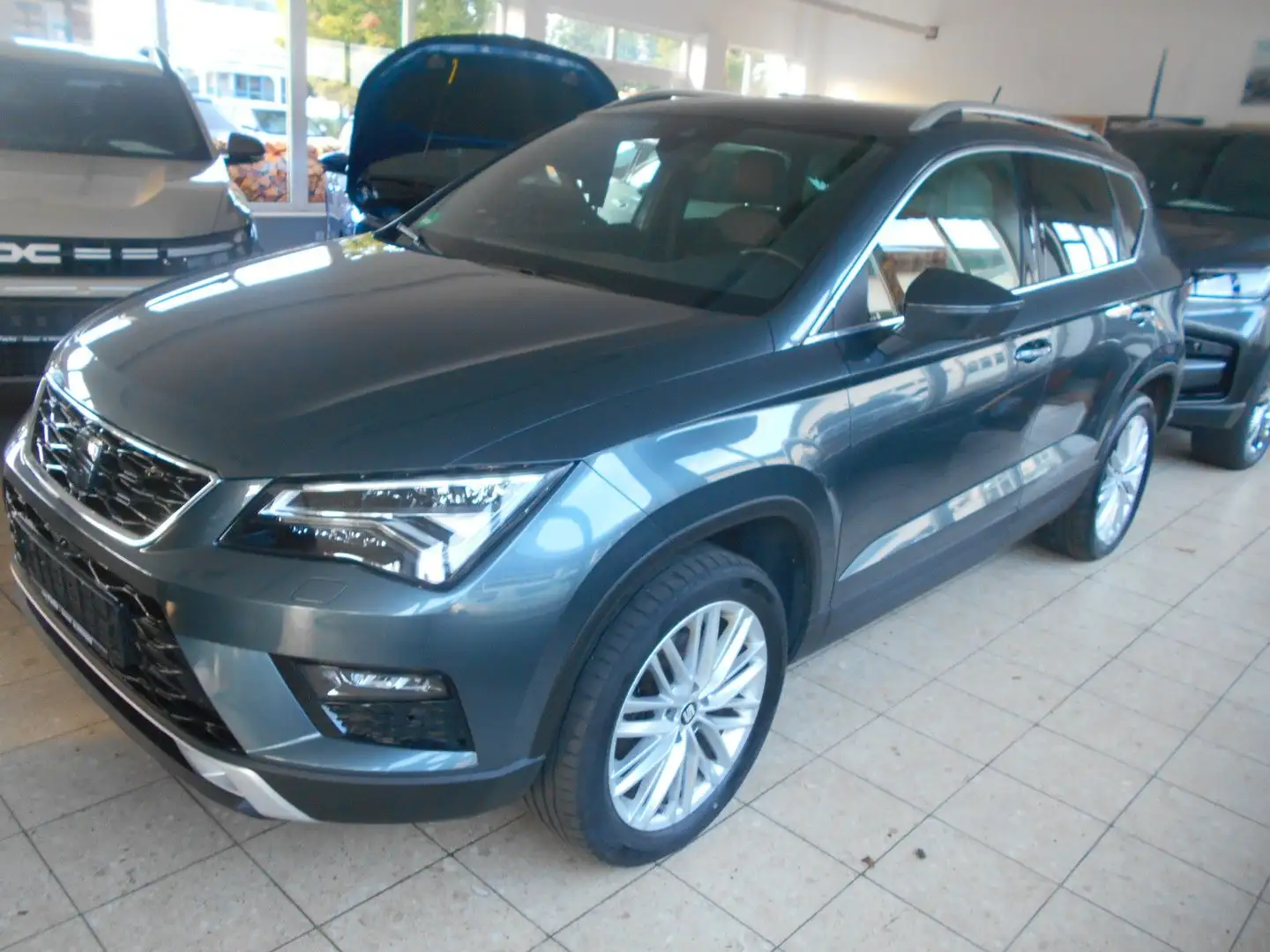 SEAT Ateca Xcellence 4Drive Gris - 2