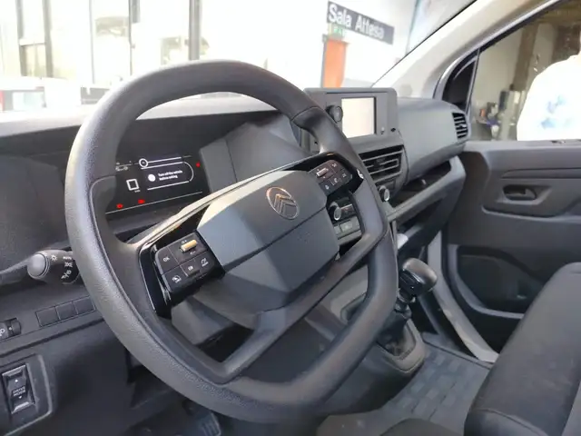 Citroen Jumpy view 15
