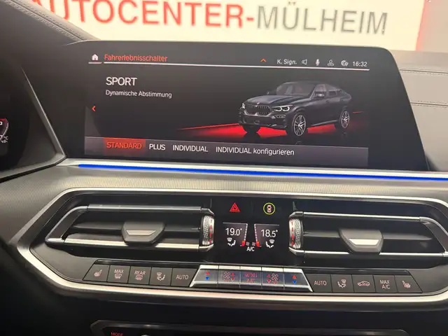 BMW X6 view 14