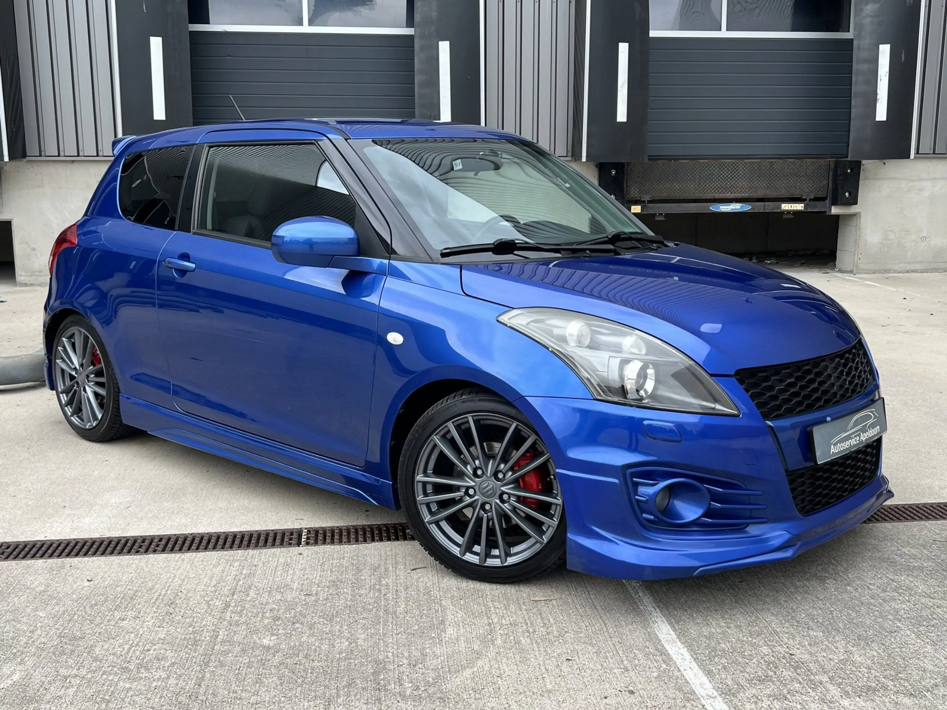 Suzuki Swift 1.6 Sport, Xenon, Blauw — photo 4