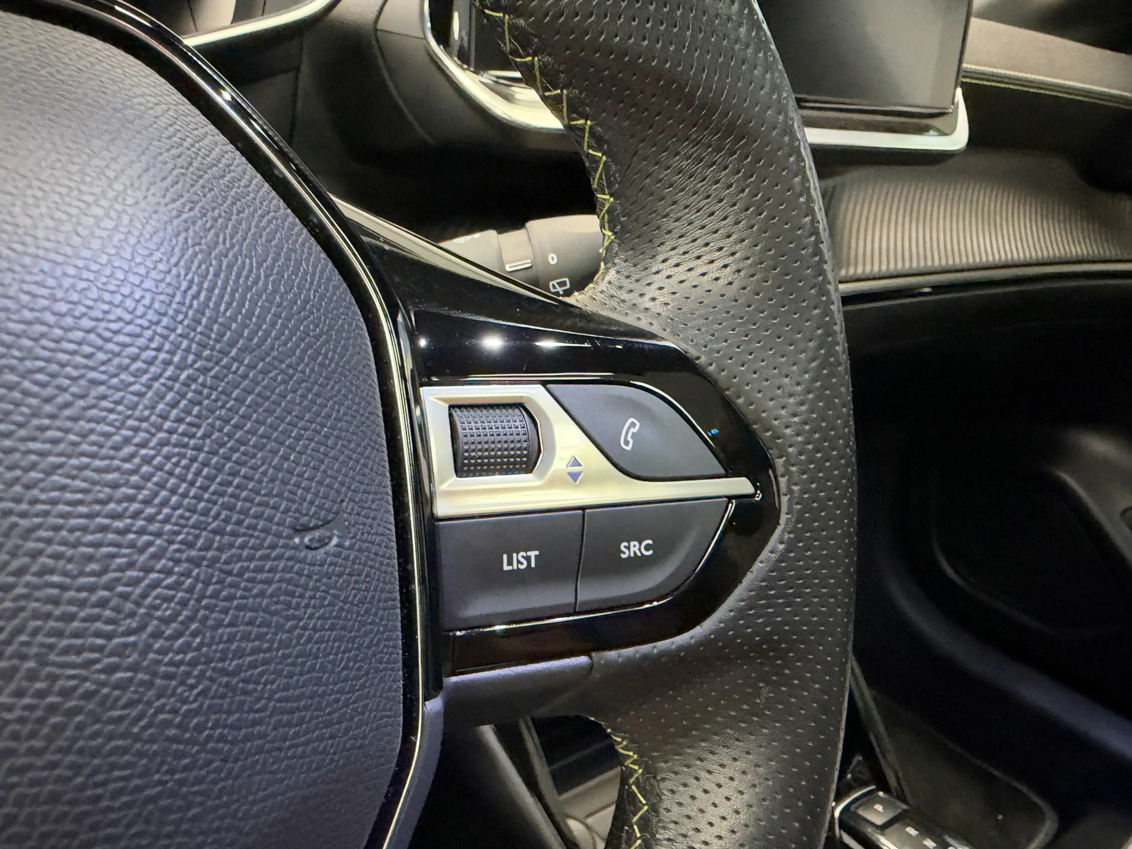 Peugeot e-208 EV GT Pack 50 kWh Panoramadak Navigatie Adaptive-C — photo 10