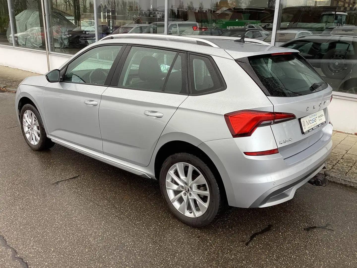 Skoda Kamiq 1.0 TSI DSG Style/LED/Kamera/ACC/Navi/AHK Silber - 2
