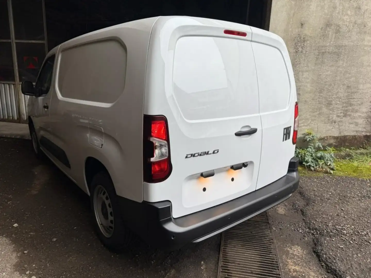 Fiat Doblo Doblo 1.5 BlueHdi 130CV L2 Van Bianco - 2