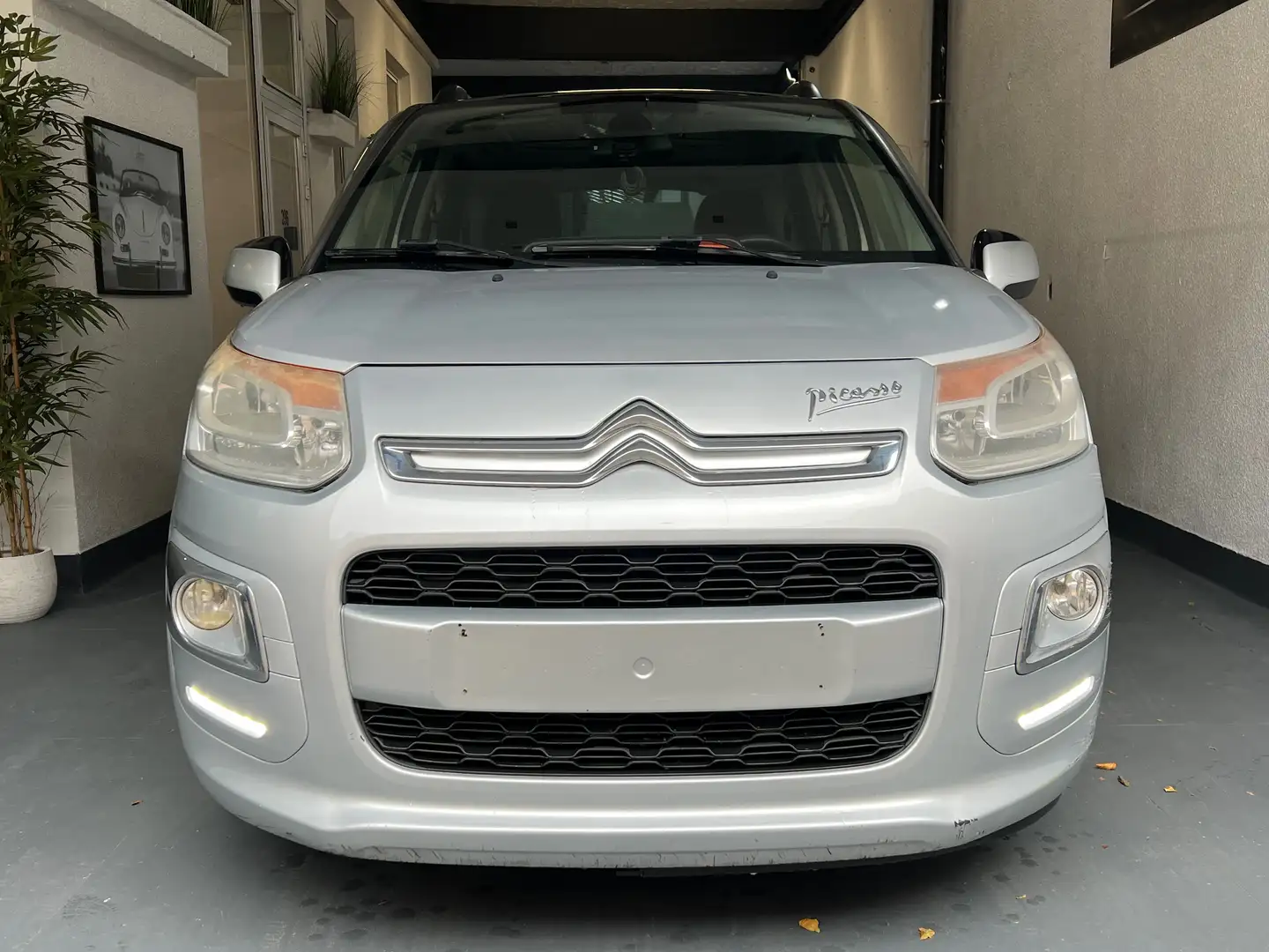 Citroen C3 Picasso 1.6 HDi Exclusive Zilver - 2
