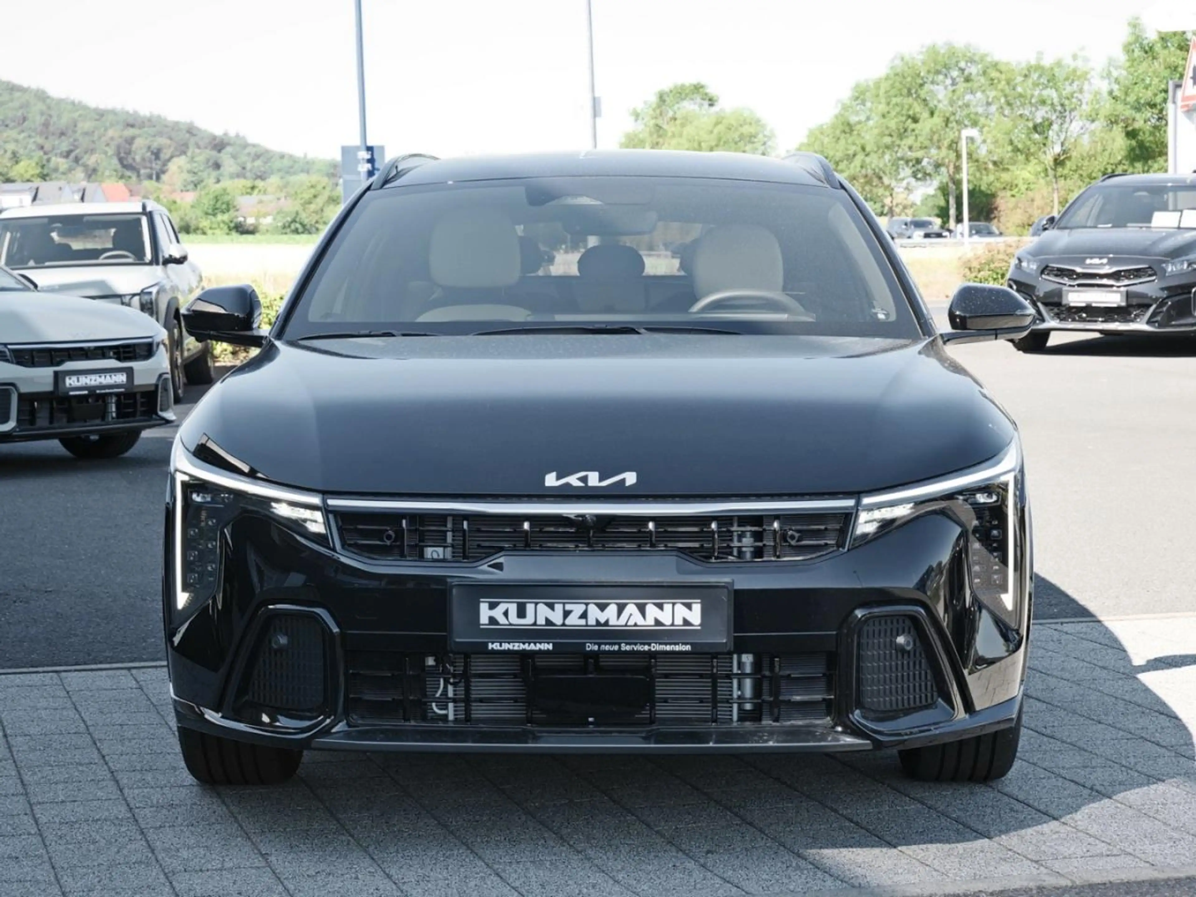Kia K4 SW 1.6T DCT GT-Line Sound-P DriveWise HUD — photo 2