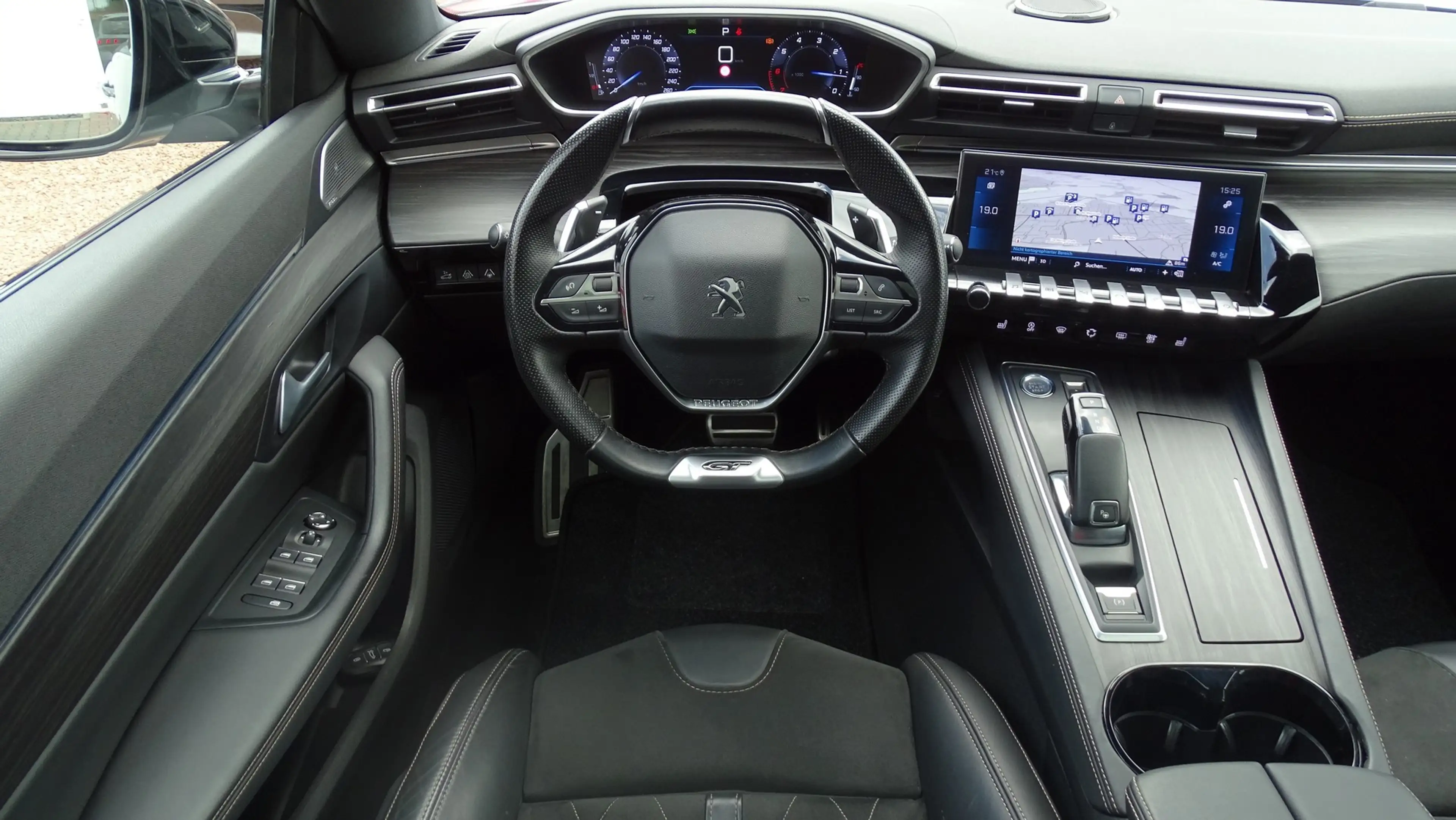 Peugeot 508 SW 1.6 PureTech GT Aut. LED Navi 360° ACC — photo 11