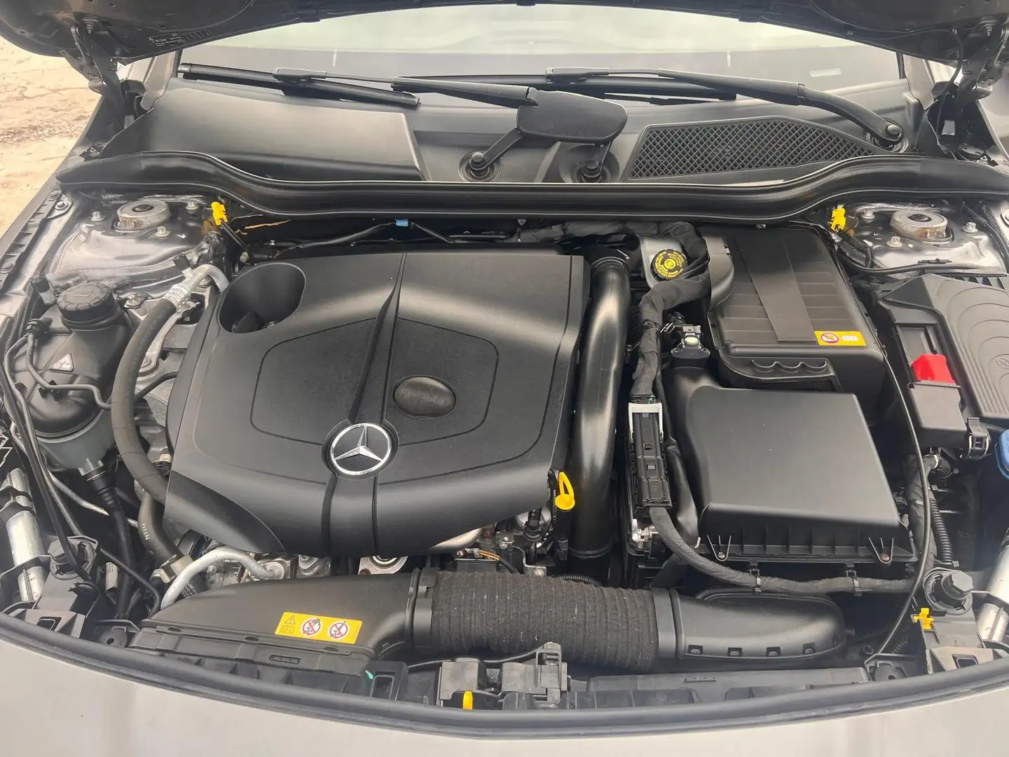 Mercedes-Benz CLA 220 d *Euro6b*Boite Autom*Navi*Cuir*Bien equipe Gris - 2