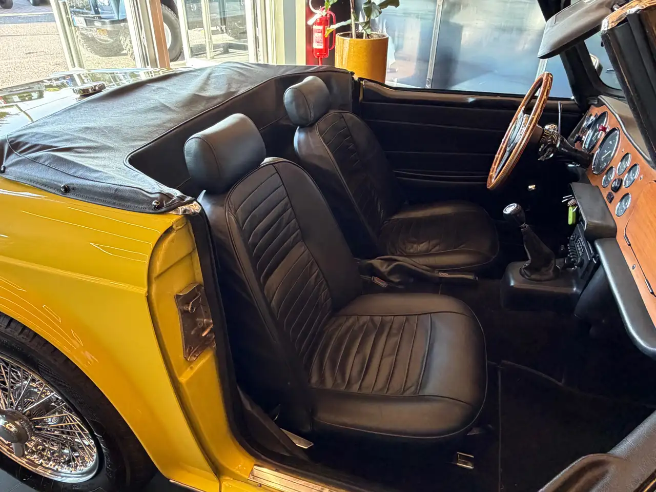 Triumph TR6 PI Seconda serie con HARD TOP, foto 6