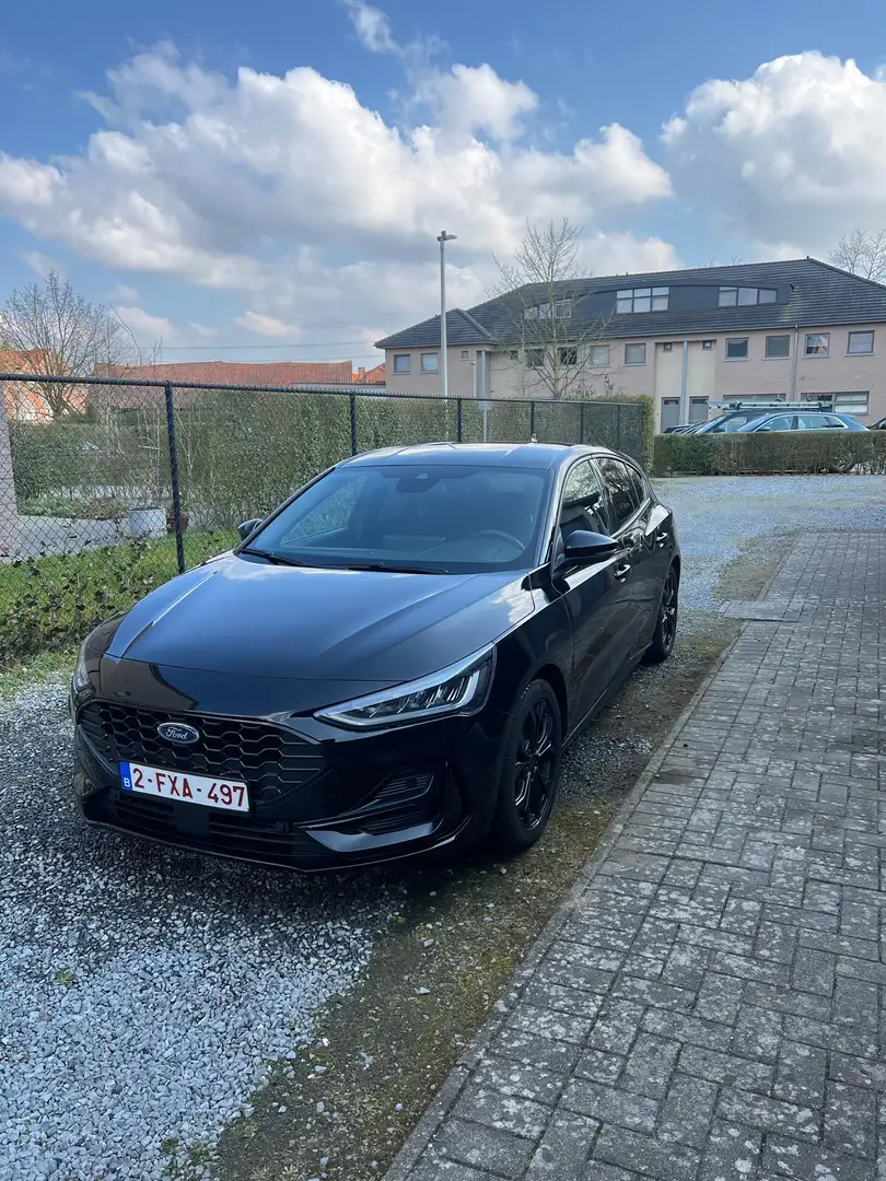 Ford Focus 1.0 EcoBoost Hybrid ST-LINE DESIGN - 1