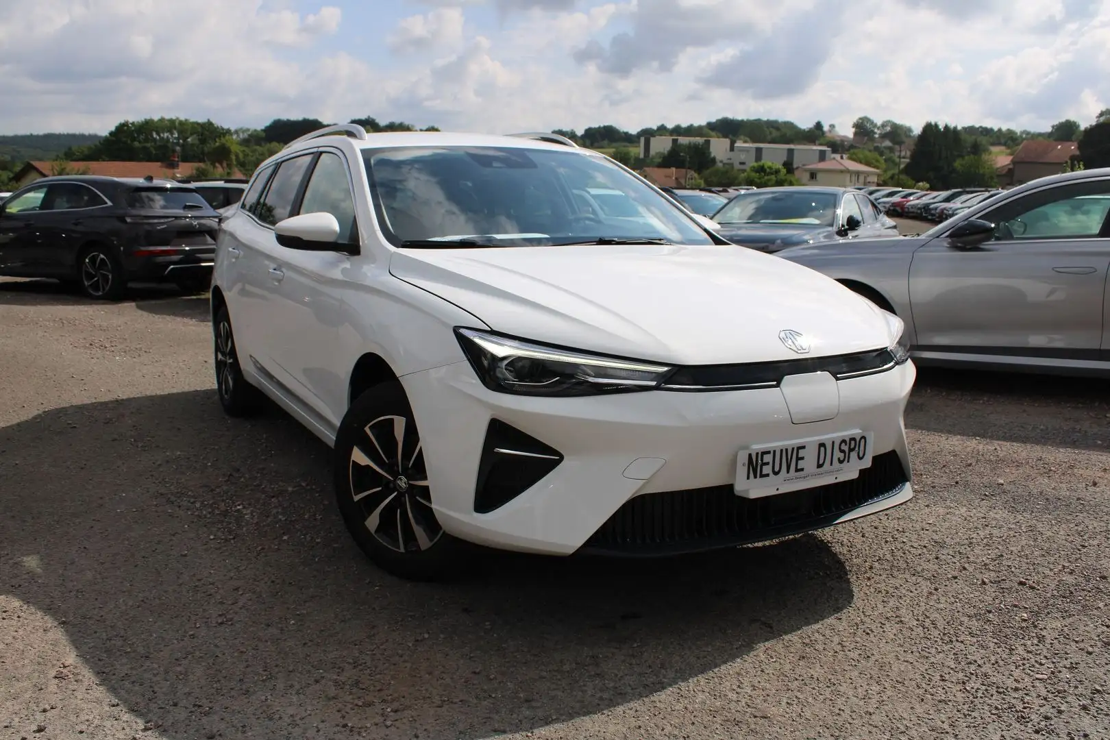 MG MG5 SW CONFORT 156 CV ELECTRIQUE \61 KW/H\ GROSSE AUTONOMIE GPS 3D CAMÉRA BOITE AUTO - 1