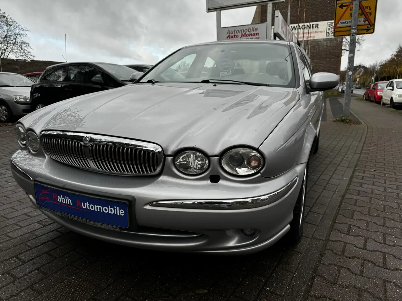 Jaguar X-Type