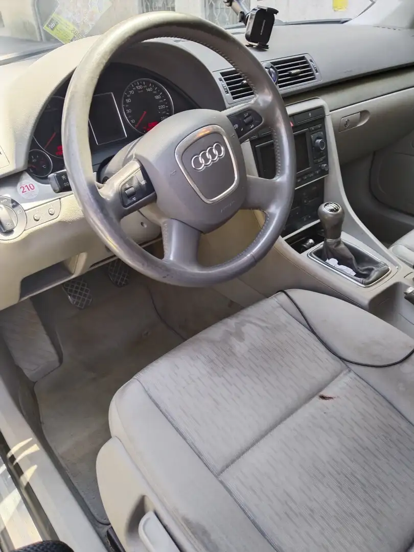 Audi A4 Avant 2,0 TDI - 1
