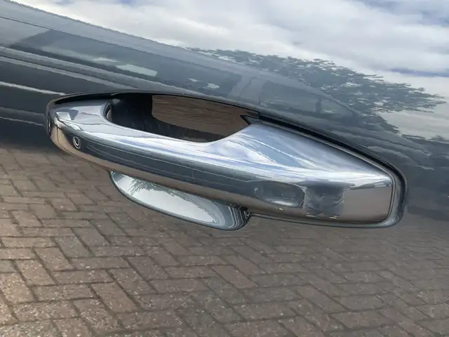Volvo XC40 view 14