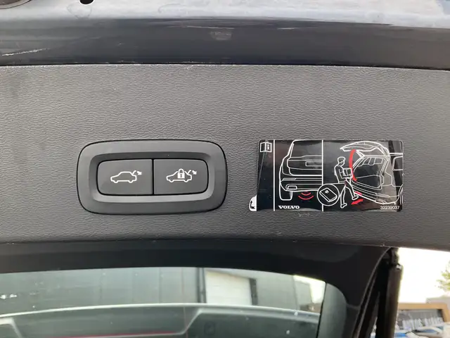 Volvo XC40 view 7