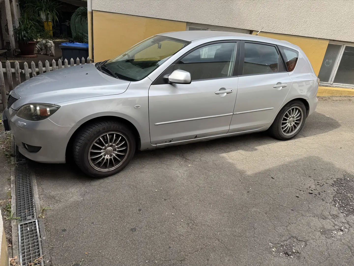 Mazda 3 2.0 Sport Actice Argent - 1