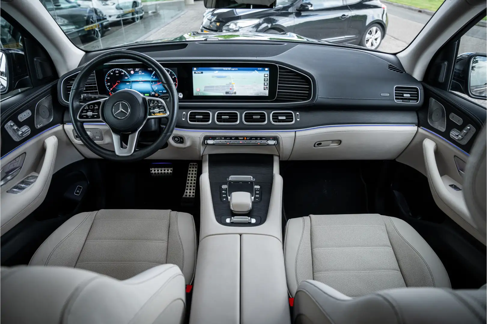 Mercedes-Benz GLS 450 4MATIC AMG Line ** Panodak ** HUD ** Massage ** Ve Zwart - 2