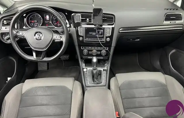 Volkswagen Golf view 7