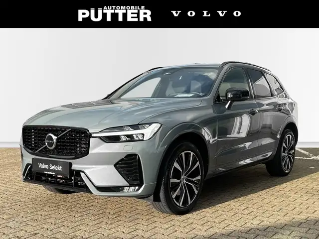 Volvo XC60 B4 Diesel AWD Ultimate Dark 20'' ACC Panorama Rück