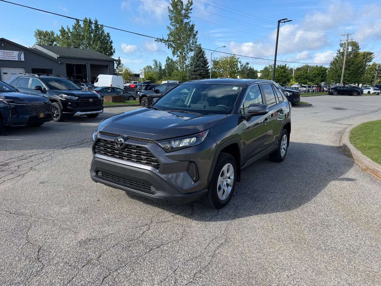 2024 Toyota RAV4 LE AWD — снимка 1