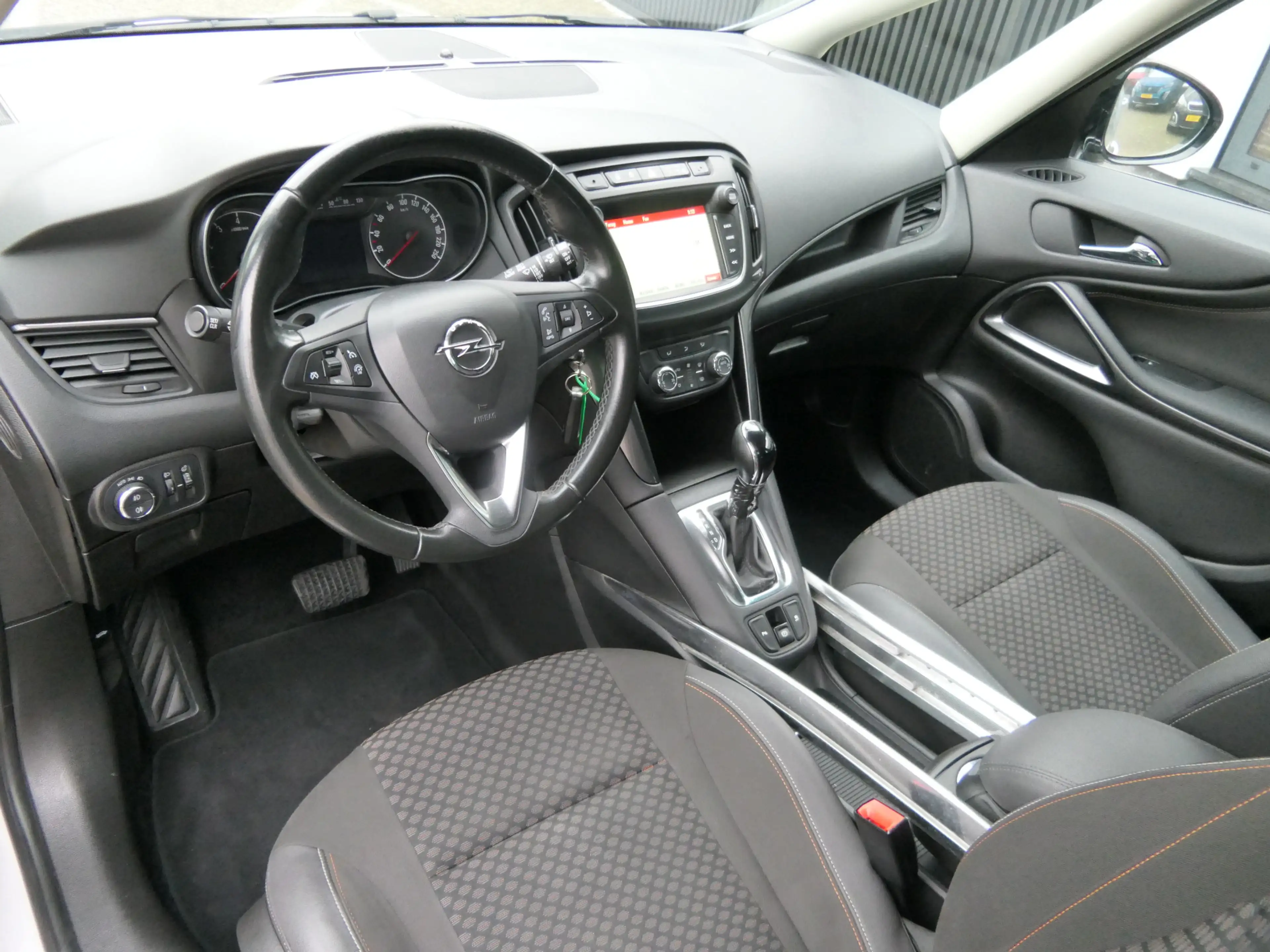 Opel Zafira 1.4 Turbo Innovation 7 persoons | Automaat | Trekh — photo 3
