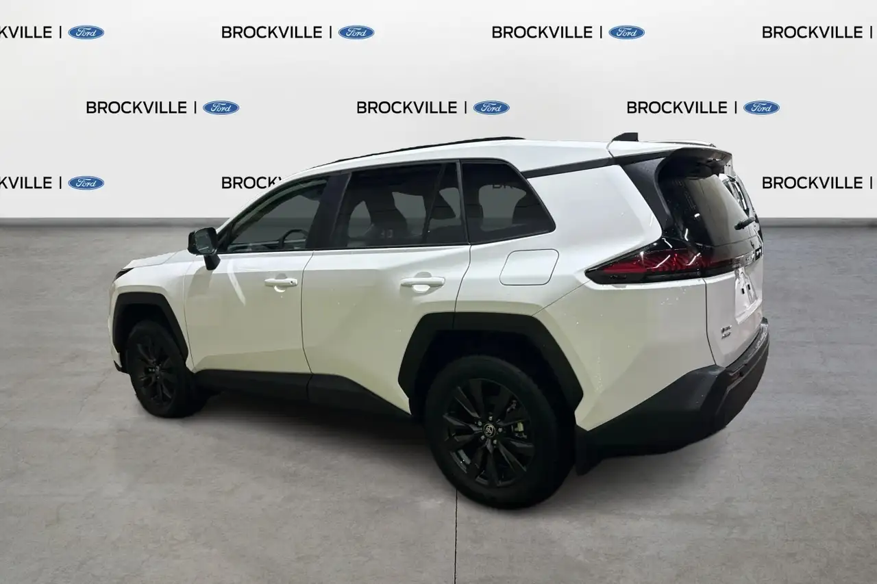 Toyota RAV 4 снимка Toyota RAV 4