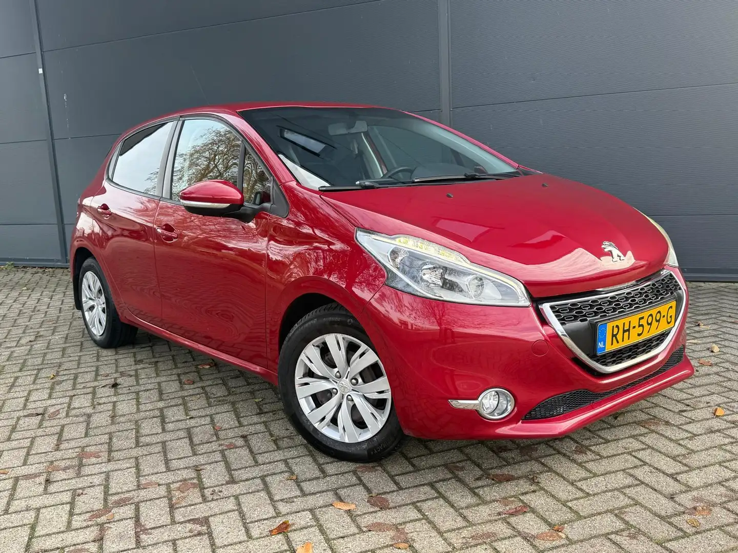 Peugeot 208 1.2/Automaat/Airco/cruise/bluetooth/Elek ramen/1ST Rosso - 1