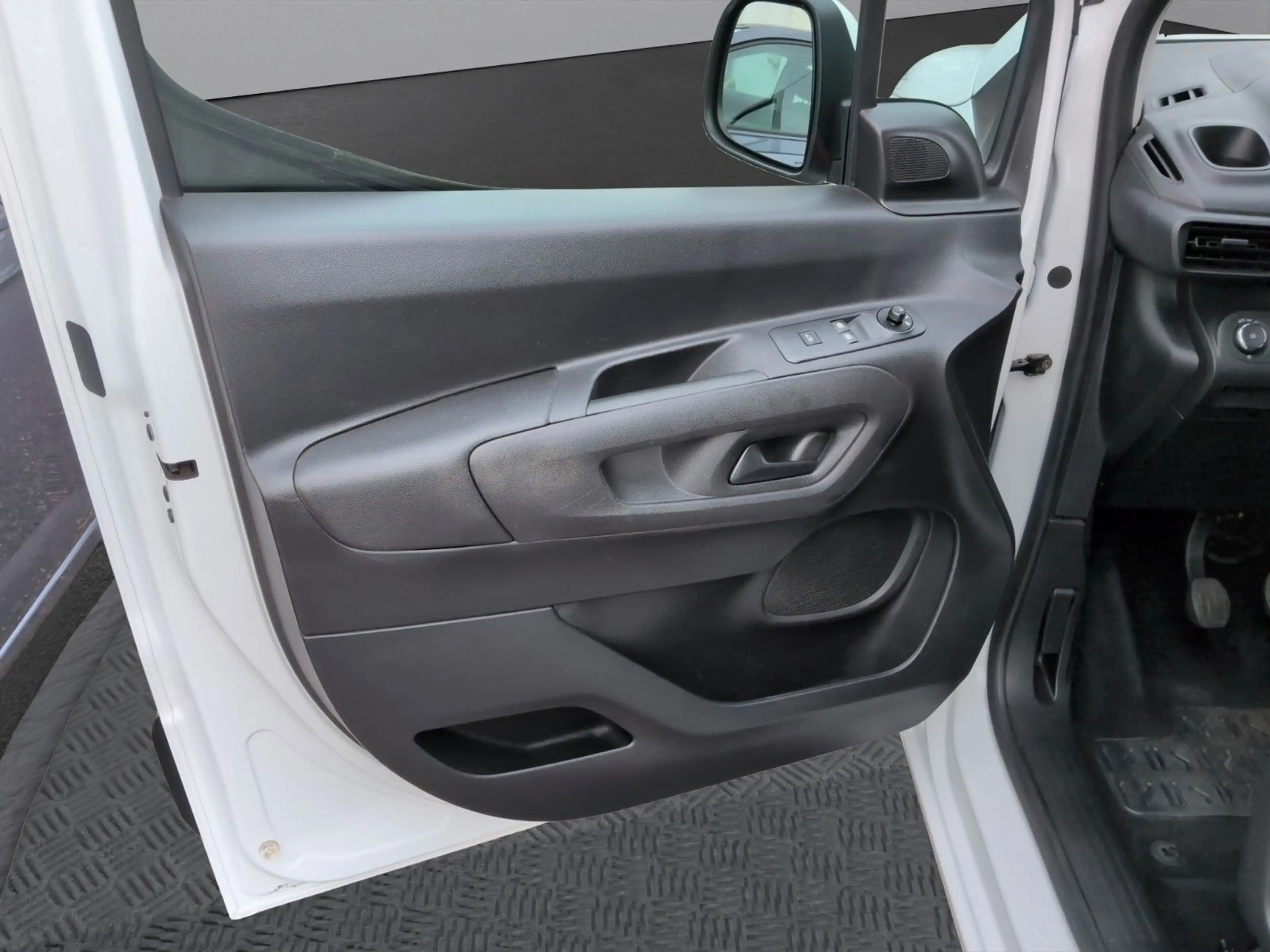 Opel Combo E Cargo Edition*Tempomat*Navi*AppleCarPlay — photo 10