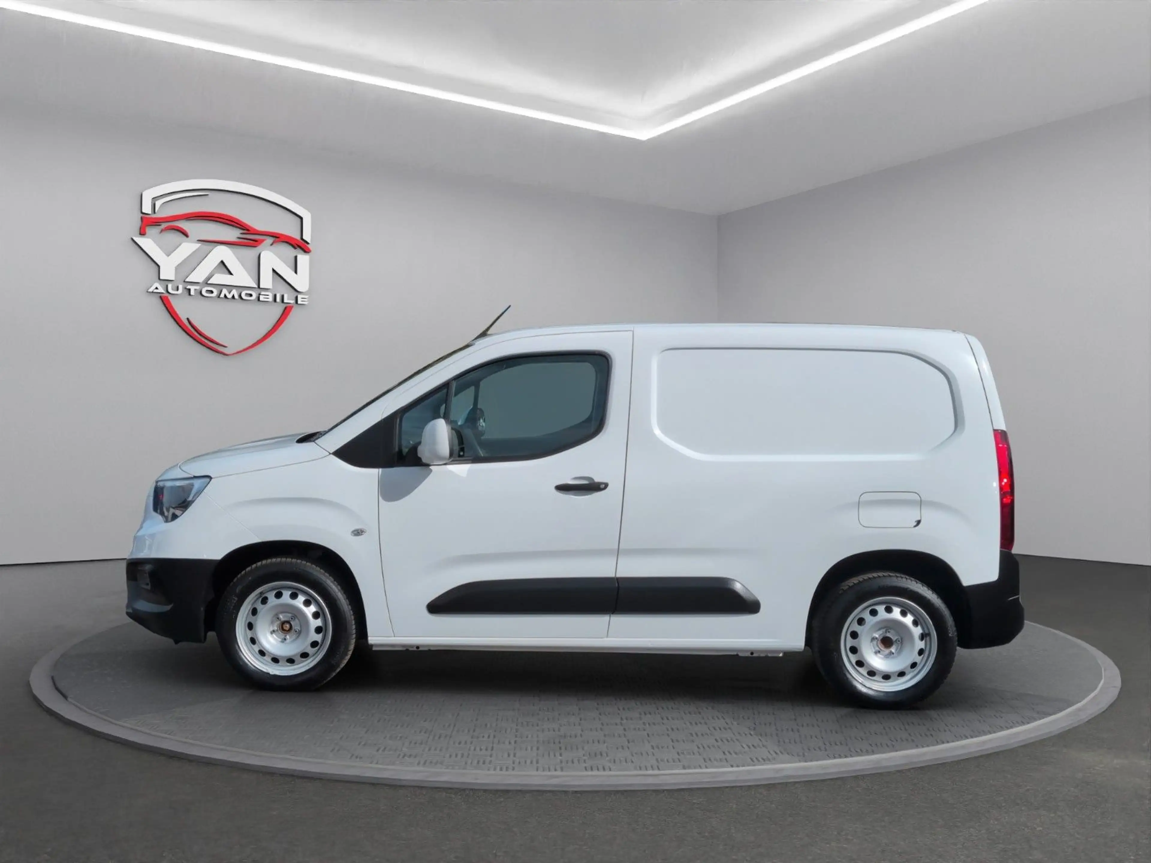 Opel Combo E Cargo Edition*Tempomat*Navi*AppleCarPlay — photo 9