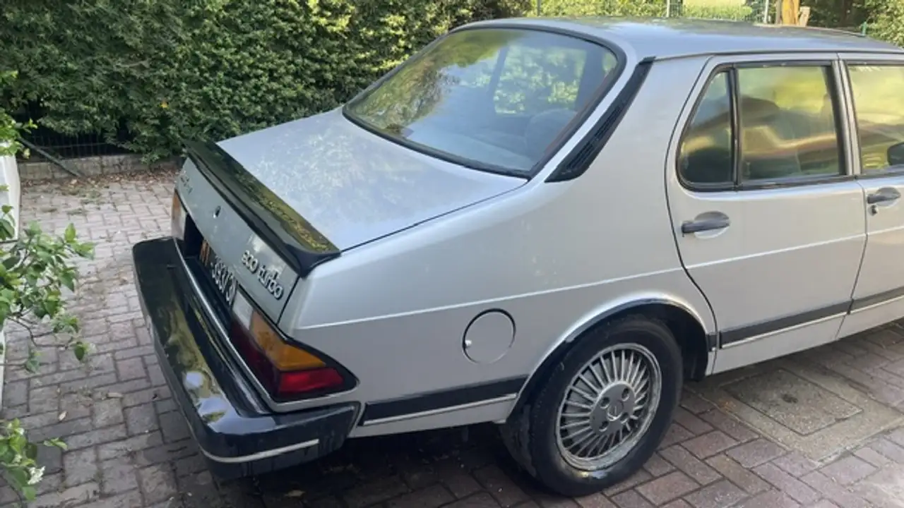 Saab 900 5p 2.0i turbo, foto 3