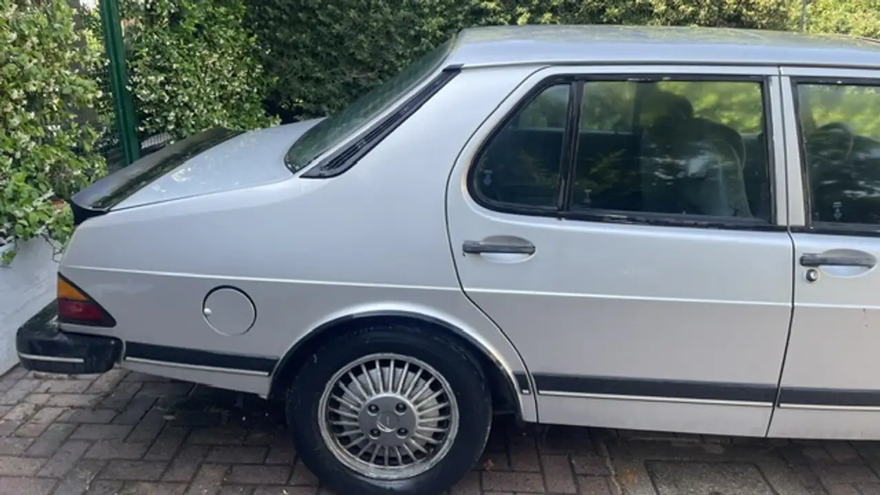 Saab 900 5p 2.0i turbo, foto 4