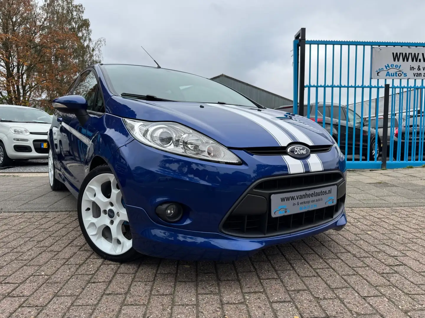 Ford Fiesta 1.6 Metal Clima Elek Pakket Lmv 135PK ST-Line Blauw - 2