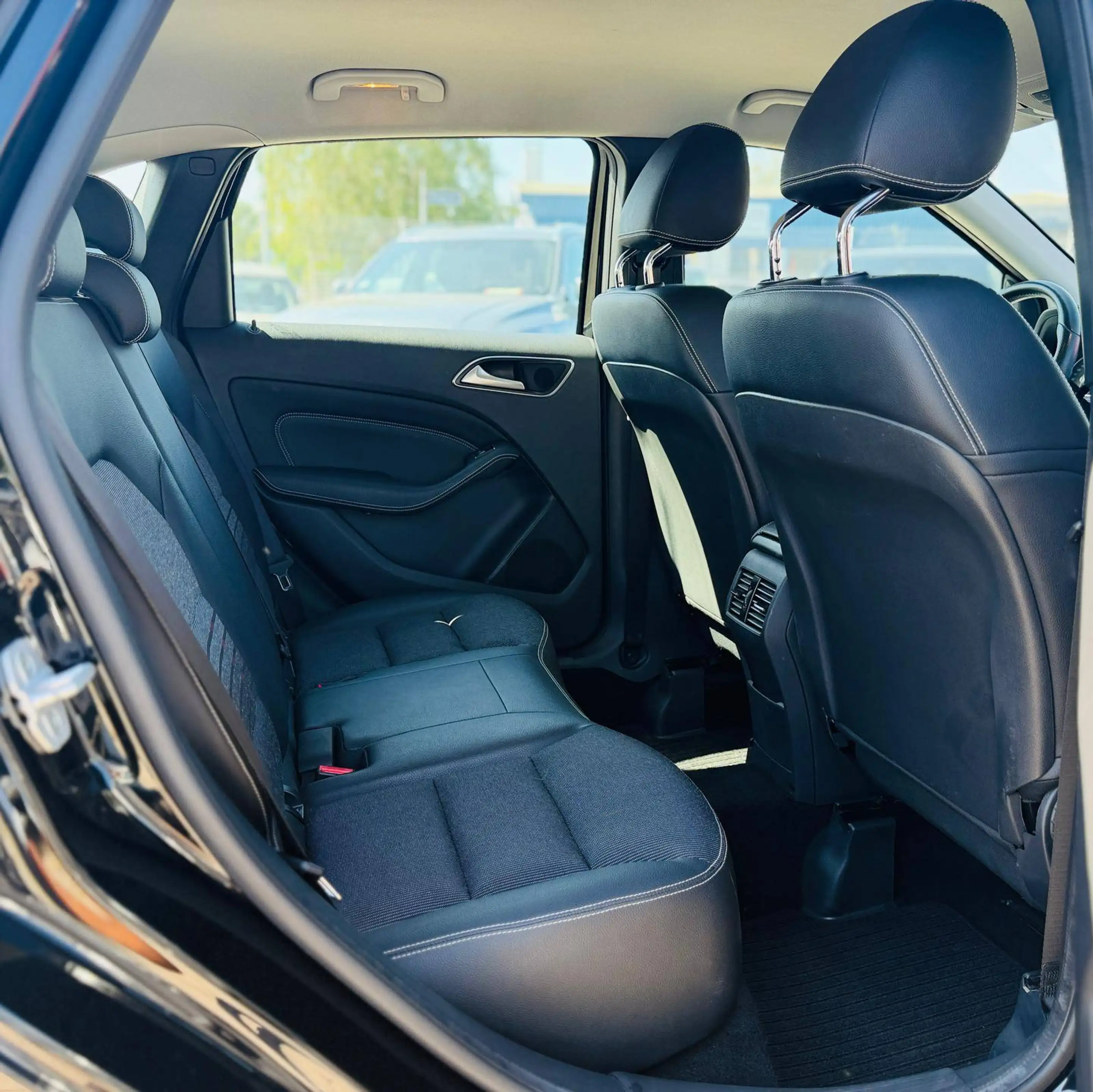 Mercedes-Benz B 200 Urban TÜV & Service Neu Garantie Finanzierung möglich — photo 8