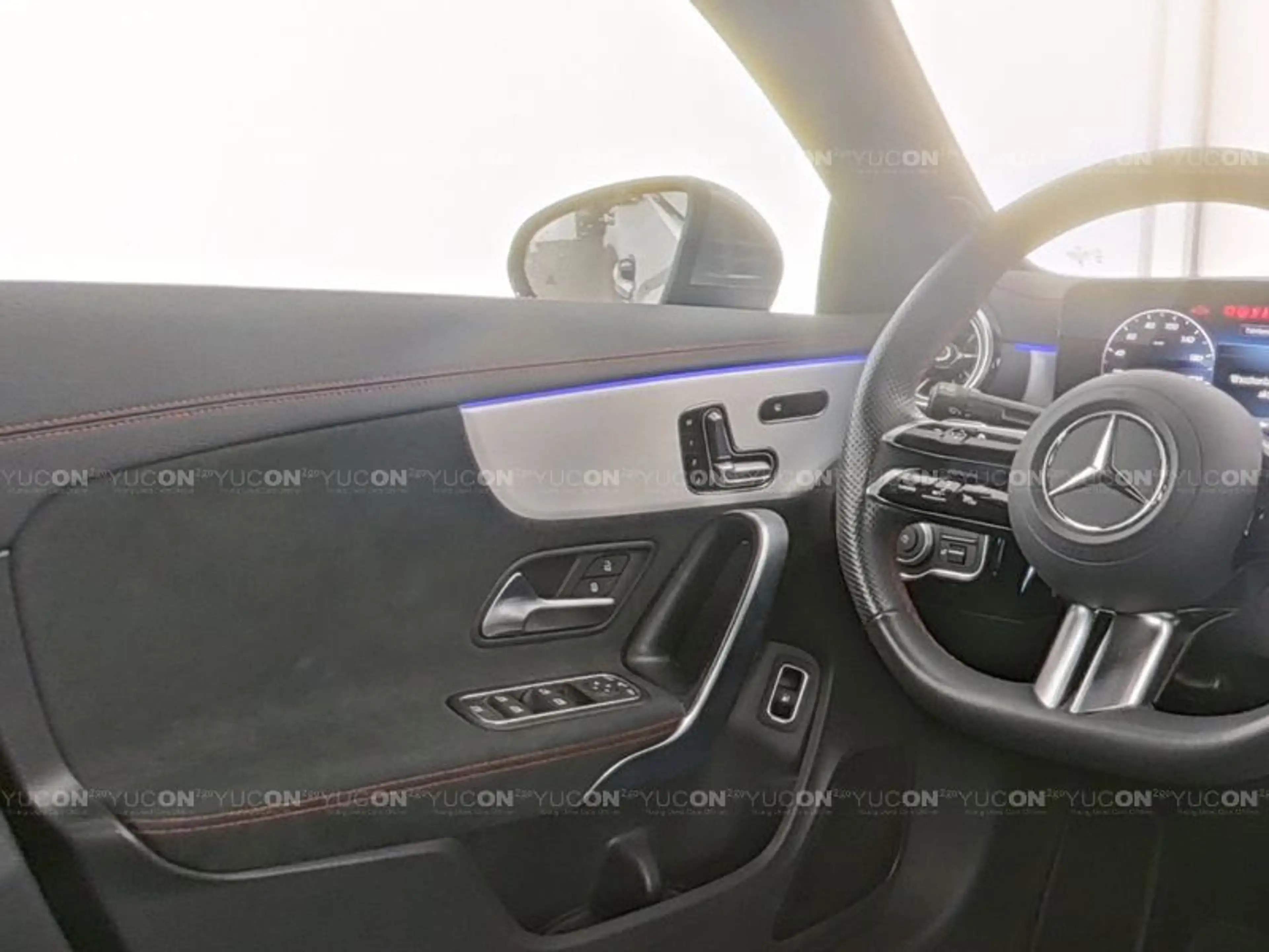 Mercedes-Benz CLA 250 e COUPE AMG PREMIUM PLUS PANO 19 ZOLL AMG — photo 9
