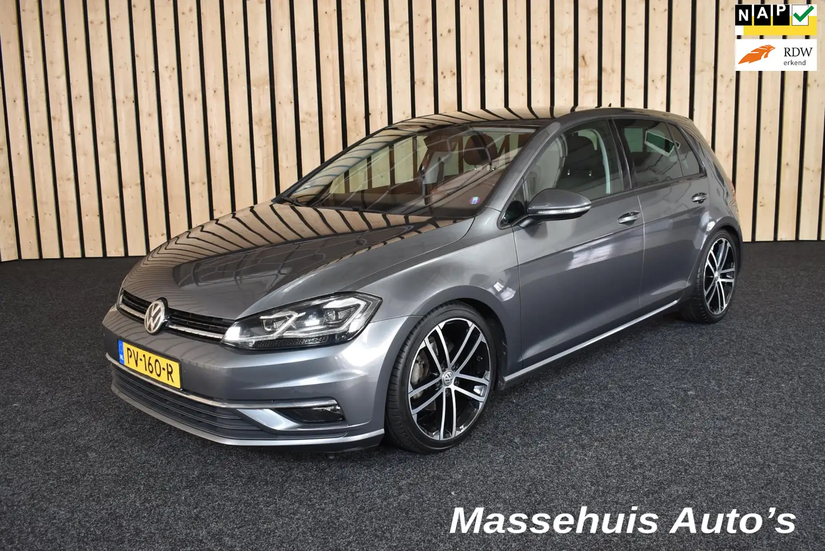 Volkswagen Golf 1.5 TSI Highline DSG 1e eig. Virtual LED 18" Navi Grey - 1